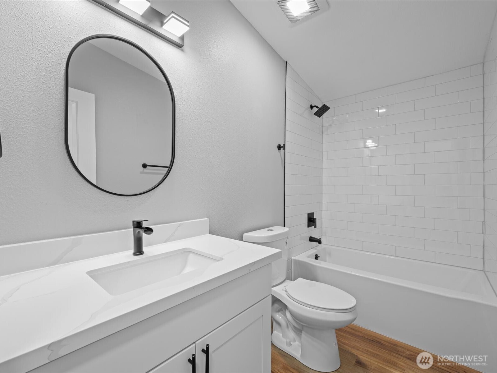 20500 SE 32nd Drive , Bothell, WA 98012