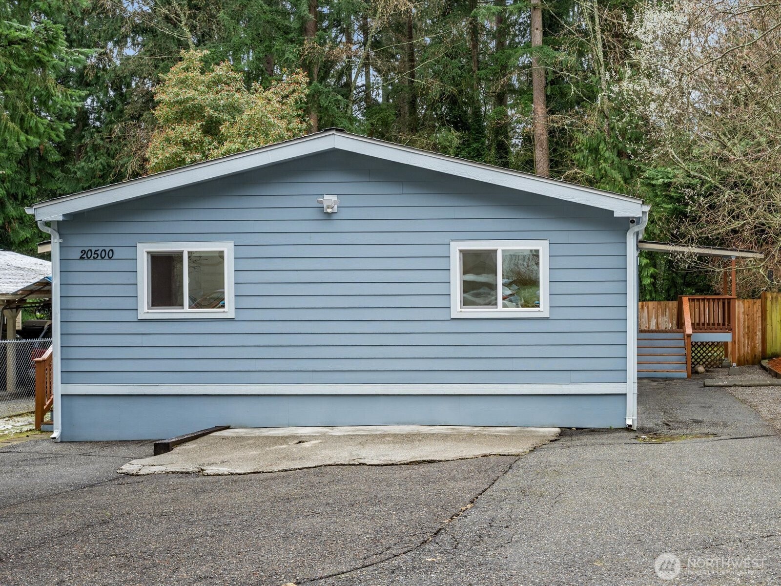 20500 SE 32nd Drive , Bothell, WA 98012