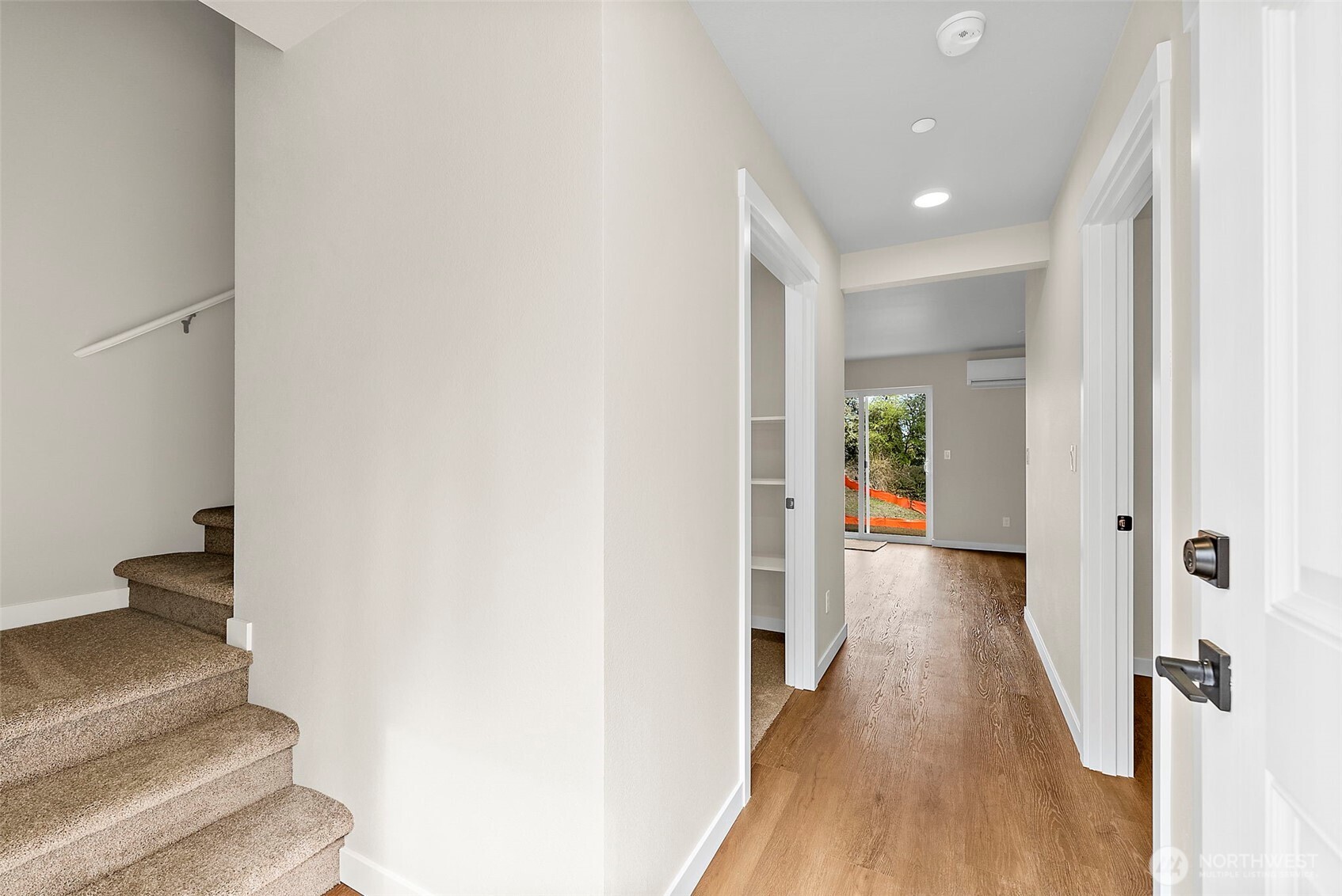 3111 3113 E Camellia Way , Port Orchard, WA 98366