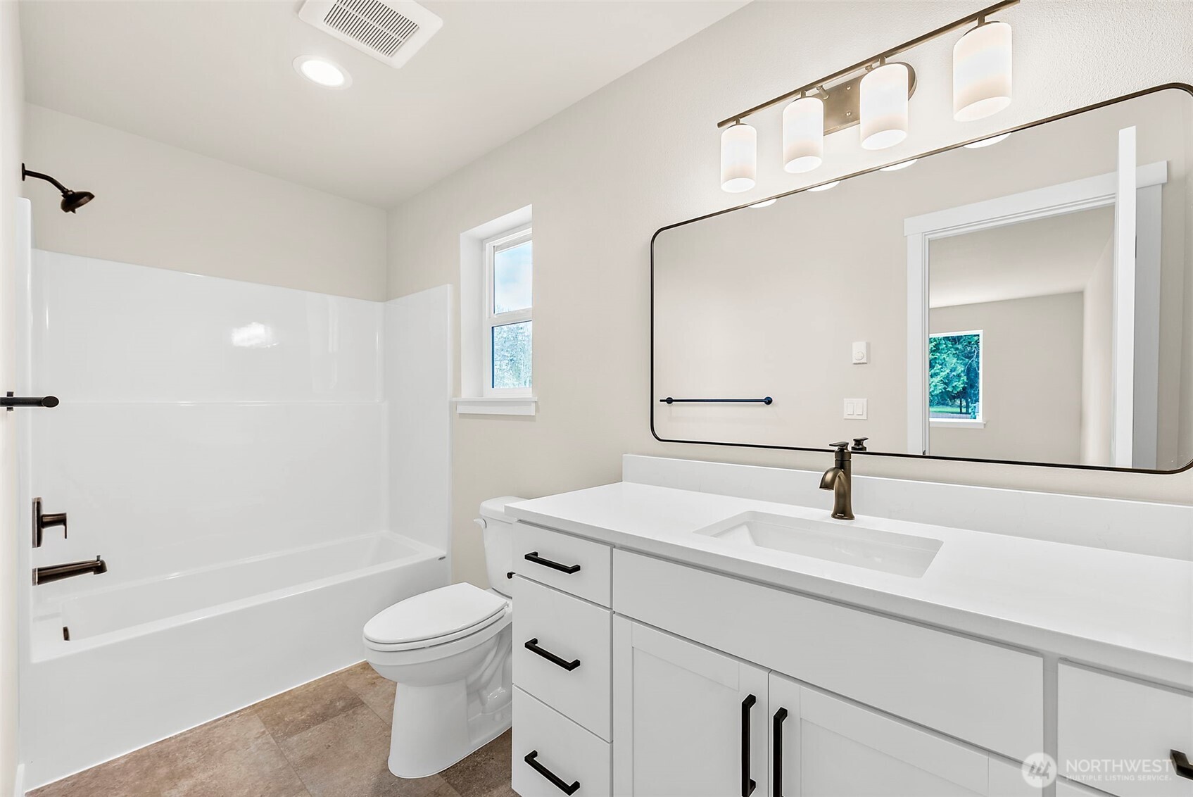 3111 3113 E Camellia Way , Port Orchard, WA 98366