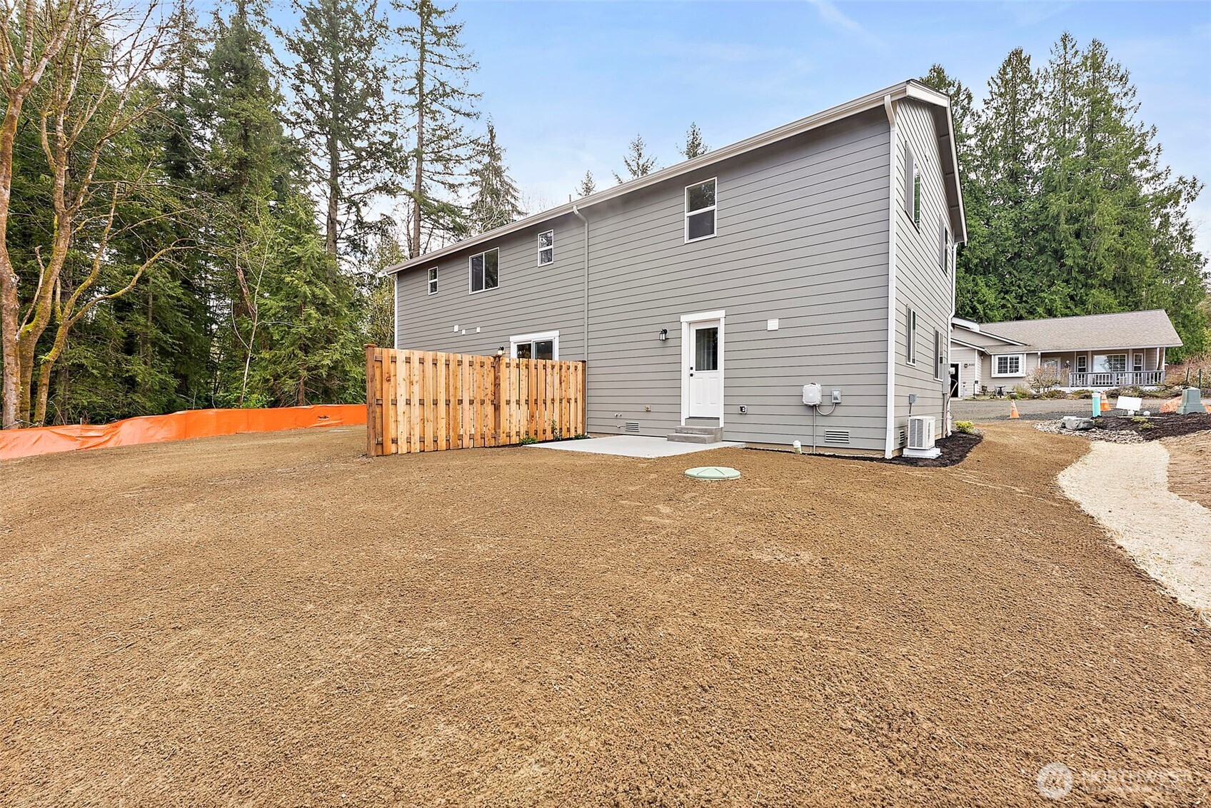 3111 3113 E Camellia Way , Port Orchard, WA 98366