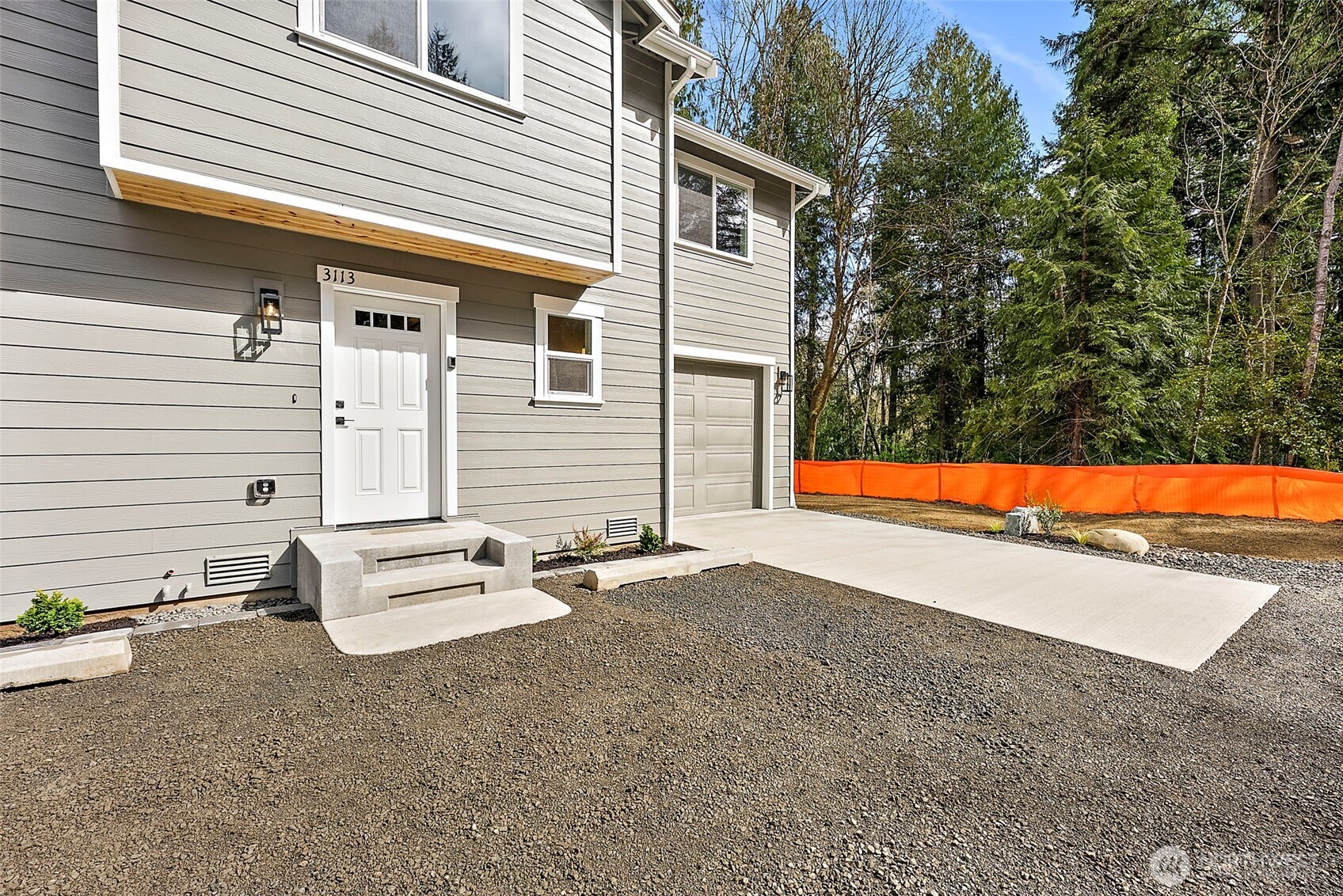 3111 3113 E Camellia Way , Port Orchard, WA 98366