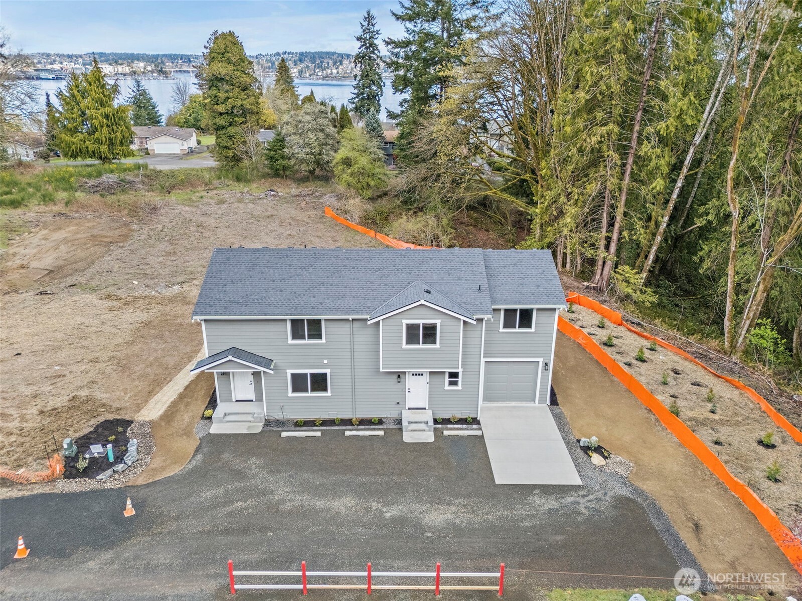 3111 3113 E Camellia Way , Port Orchard, WA 98366
