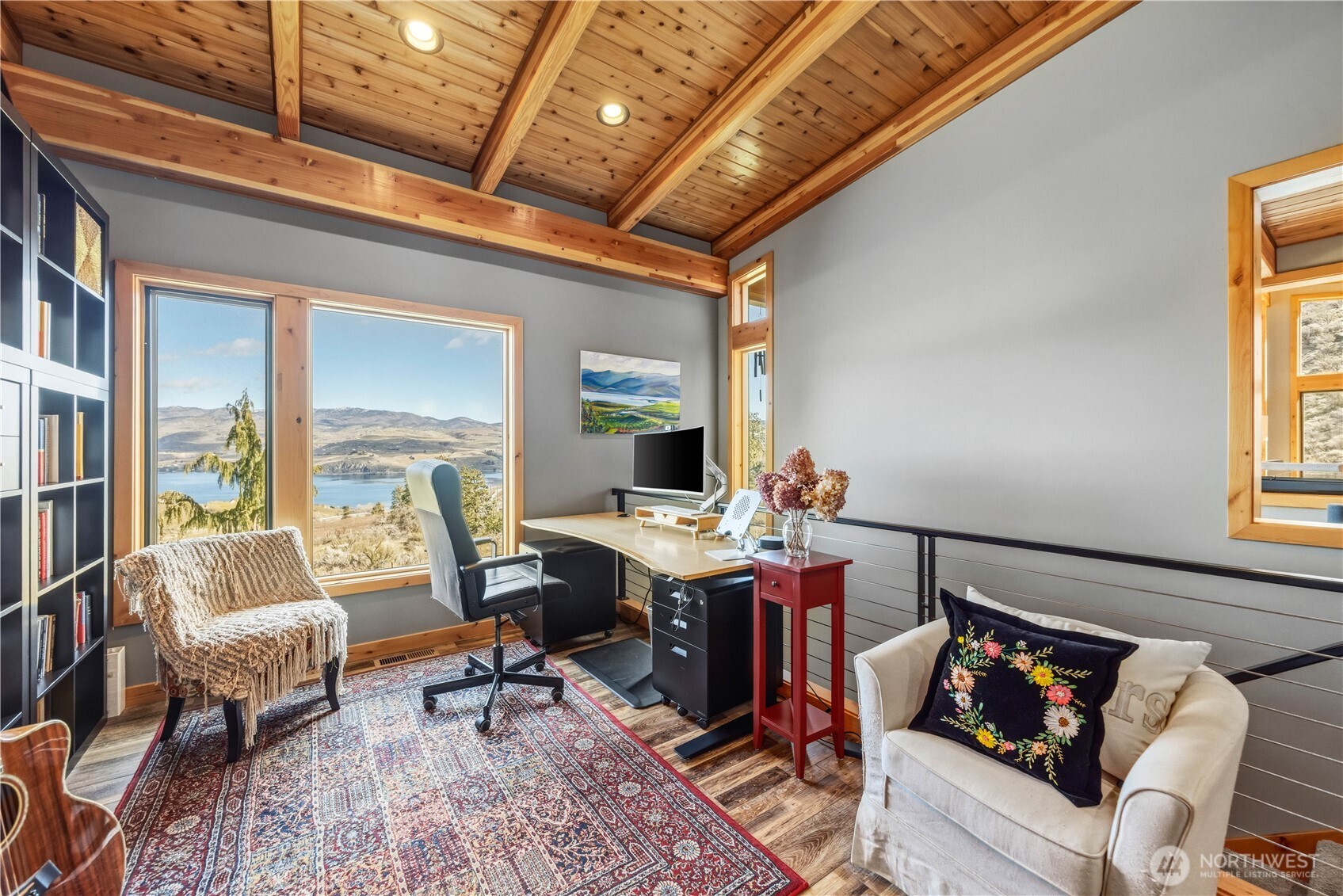 111 Hawks Meadow , Chelan, WA 98816