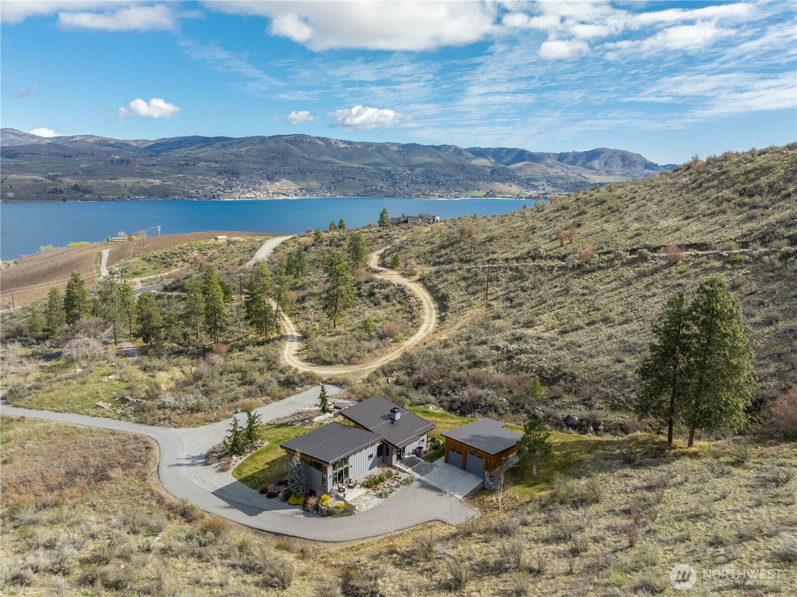 111 Hawks Meadow , Chelan, WA 98816