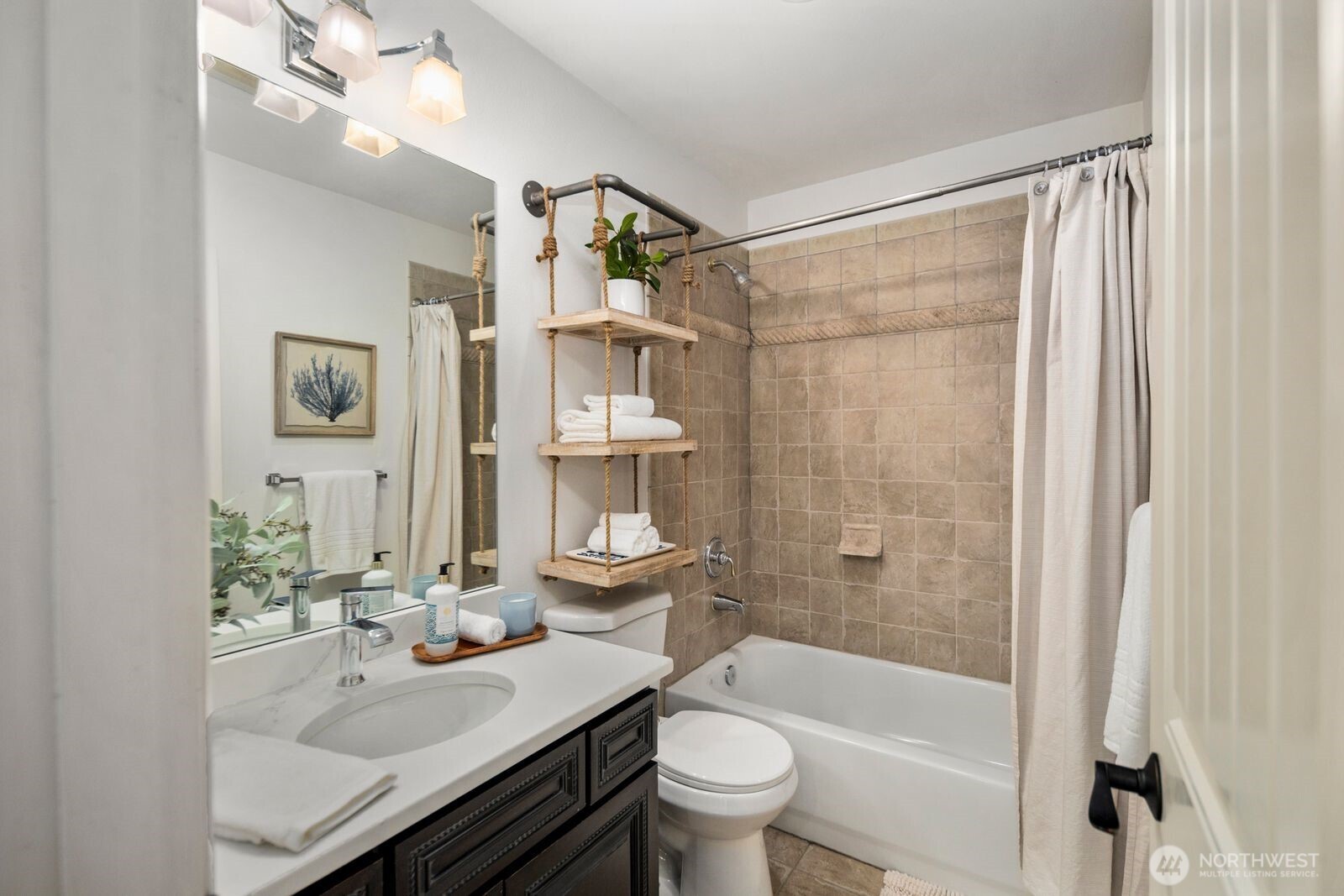 4013 E Lake Sammamish Shore Lane , Sammamish, WA 98075