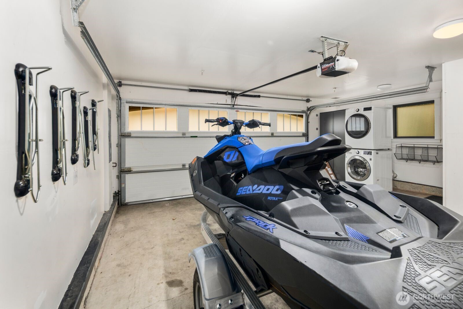 4013 E Lake Sammamish Shore Lane , Sammamish, WA 98075