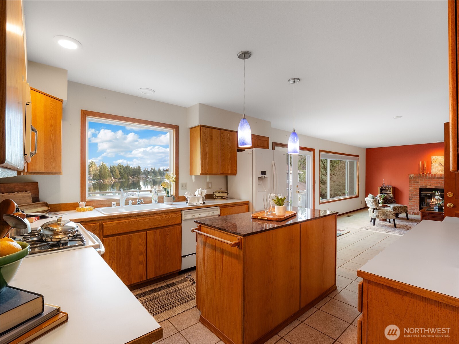 30714 19th Avenue S, Federal Way, WA 98003