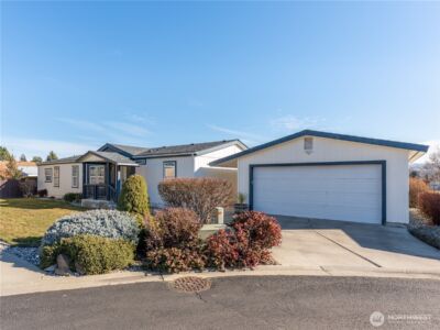 913 Meadow Ridge , Wenatchee, WA 98801 - Photo 3