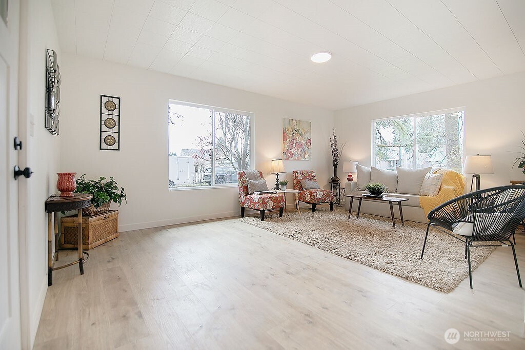 515 E Pine Street , Centralia, WA 98531