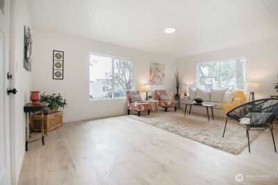 515 E Pine Street , Centralia, WA 98531 - Photo 2