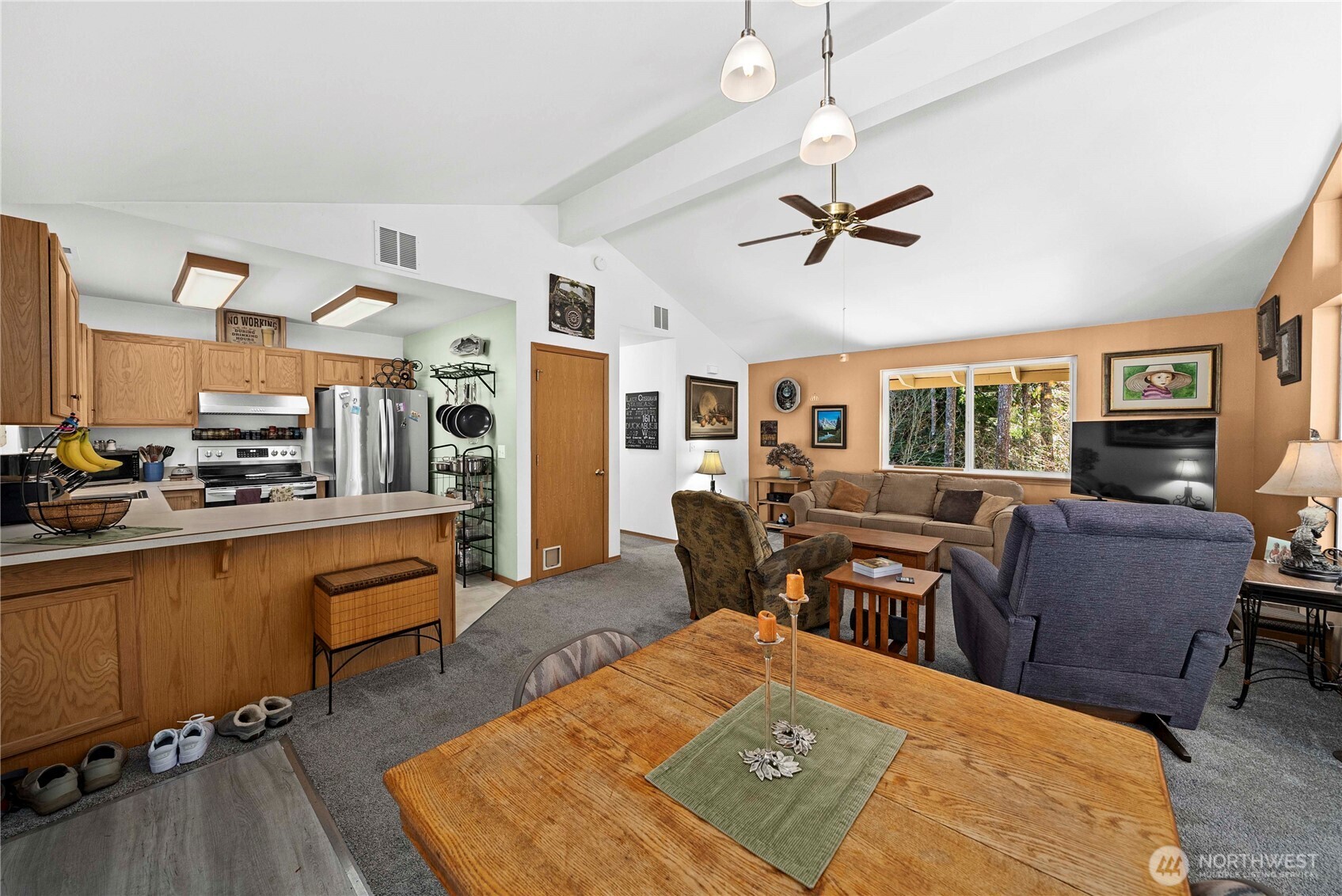 161 N Duckabush Loop , Hoodsport, WA 98548