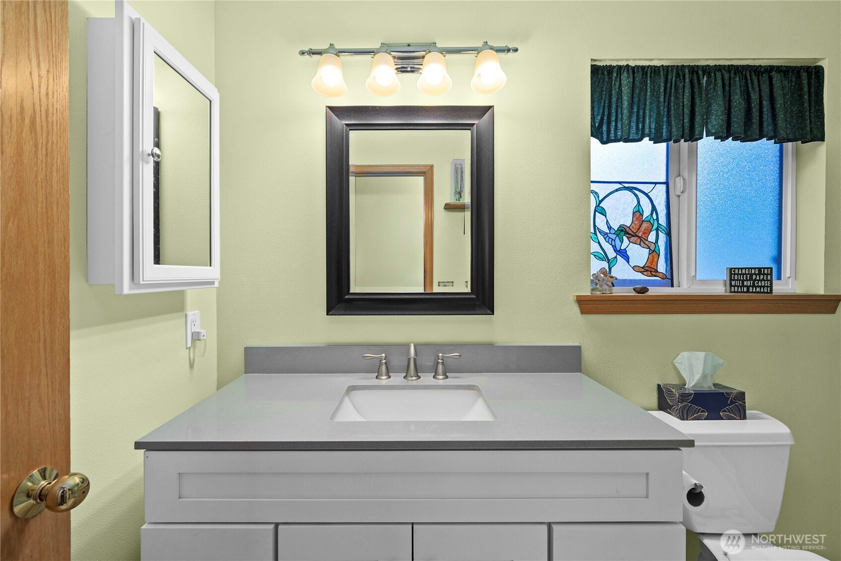 161 N Duckabush Loop , Hoodsport, WA 98548