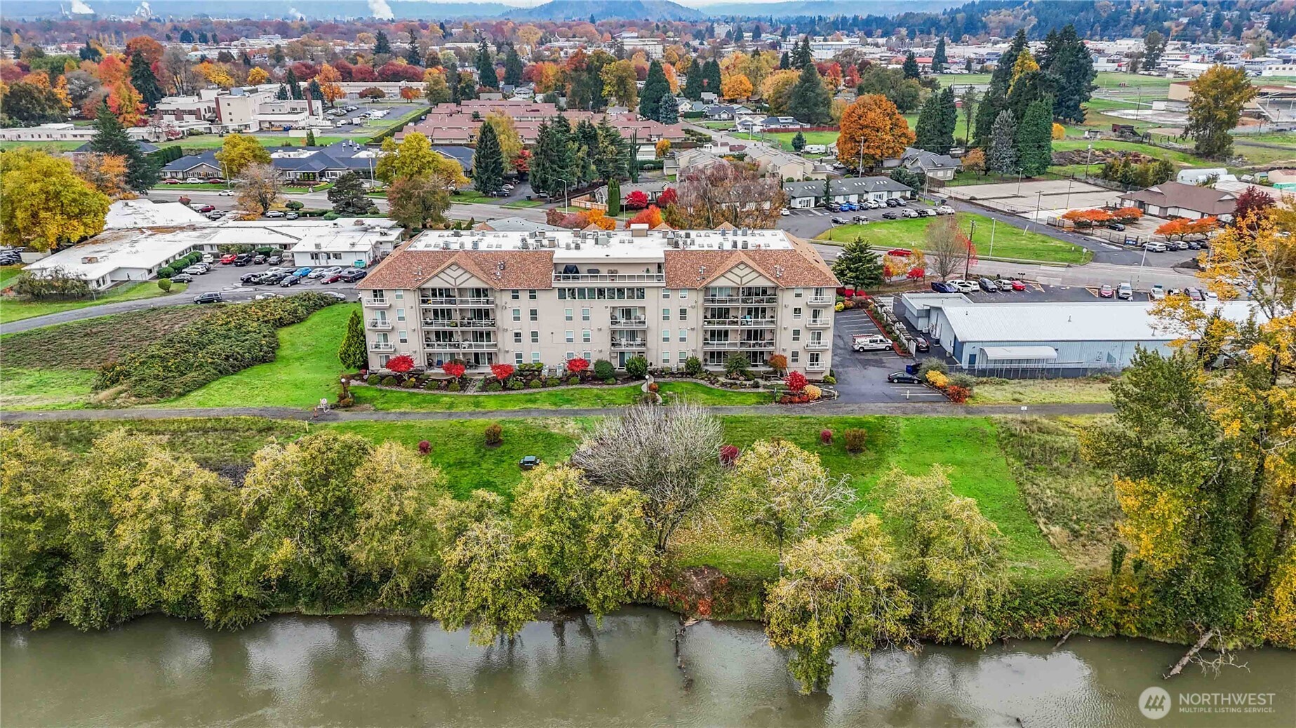 1548 River Road #302, Longview, WA 98632