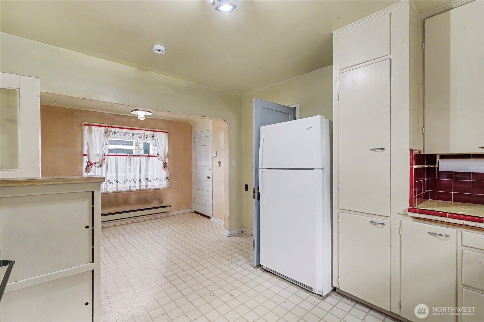 1412 N Steele Street , Tacoma, WA 98406