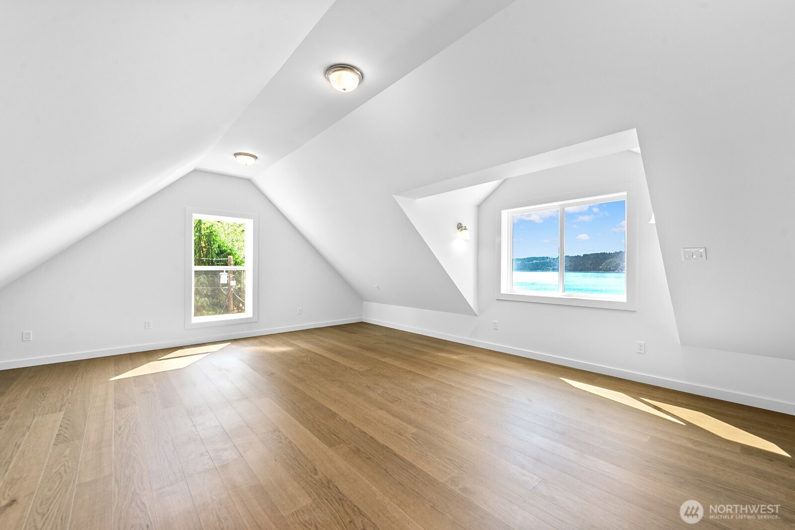 14758 SW Spring Beach Road , Vashon, WA 98070