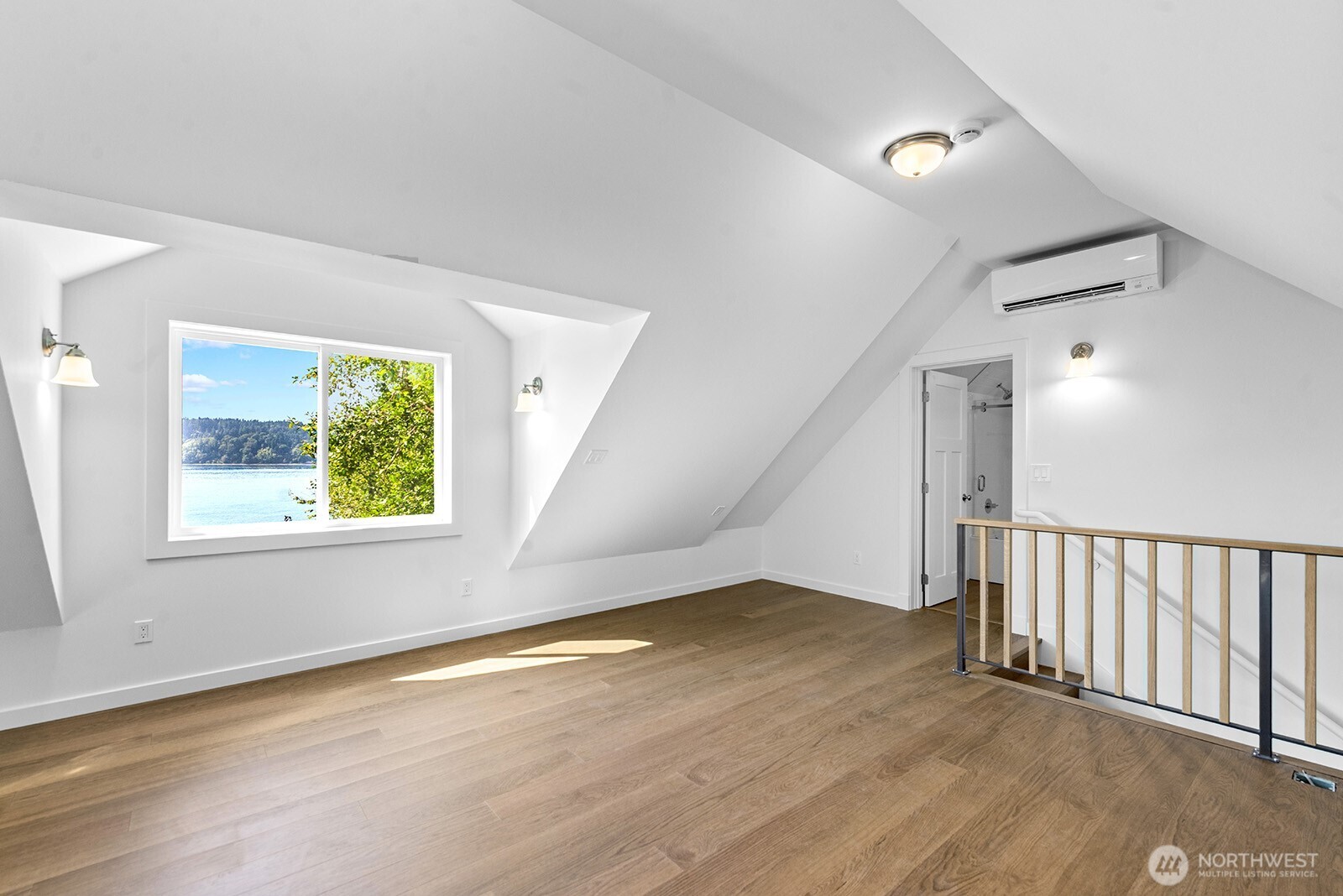 14758 SW Spring Beach Road , Vashon, WA 98070