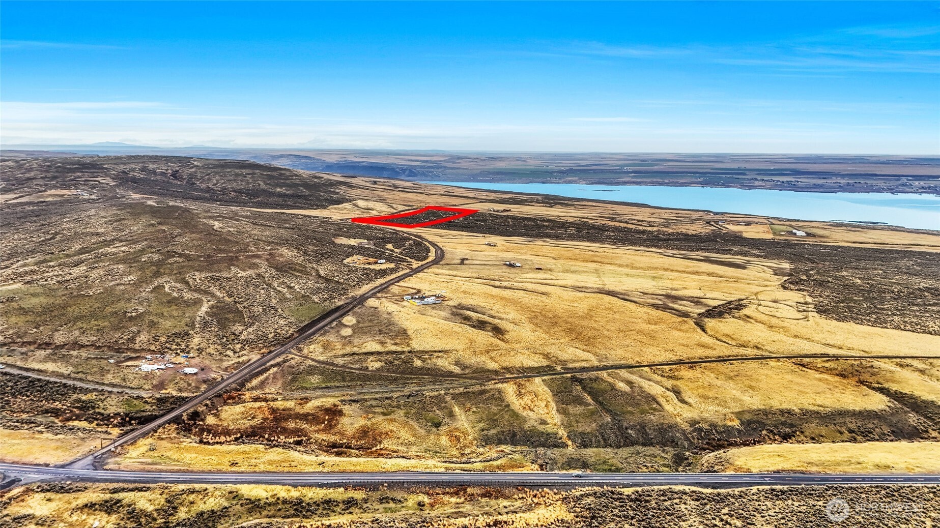 1 Banks Lake View Road NE, Coulee City, WA 99115