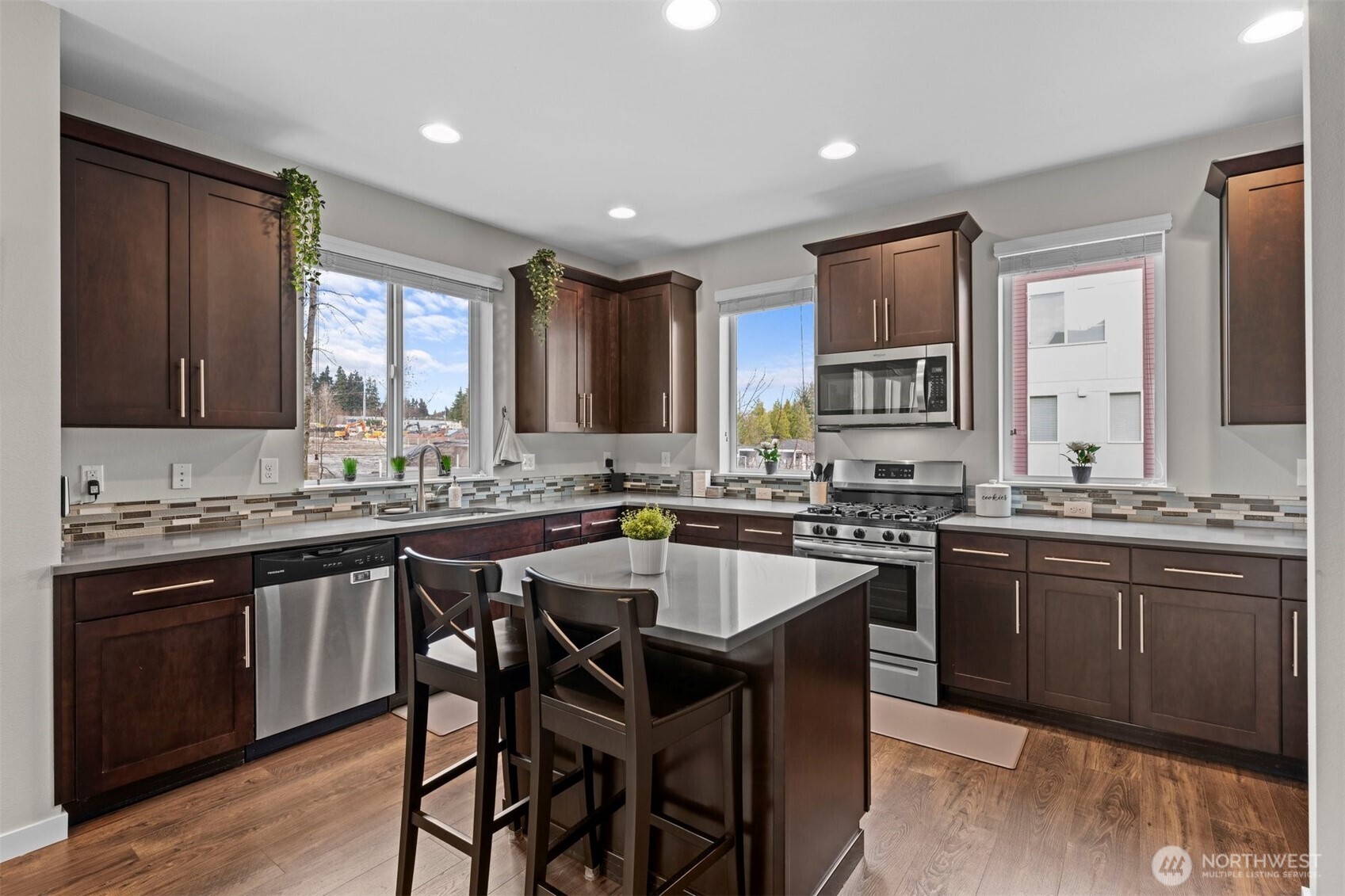 2110 129th Place SW #D, Everett, WA 98204-6291