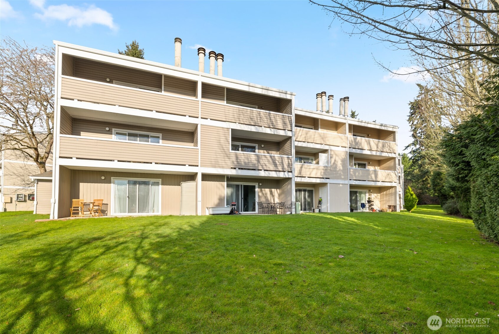 12429 NE 130th Court #G304, Kirkland, WA 98034