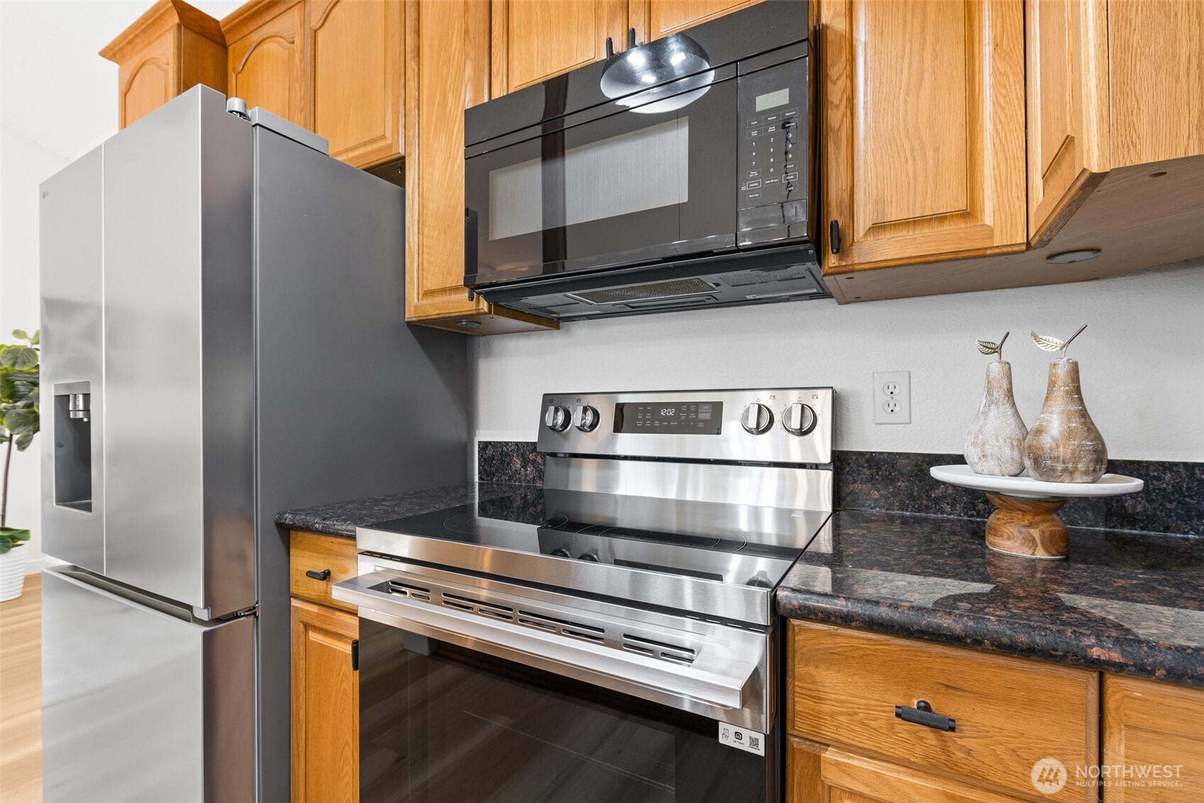 12429 NE 130th Court #G304, Kirkland, WA 98034