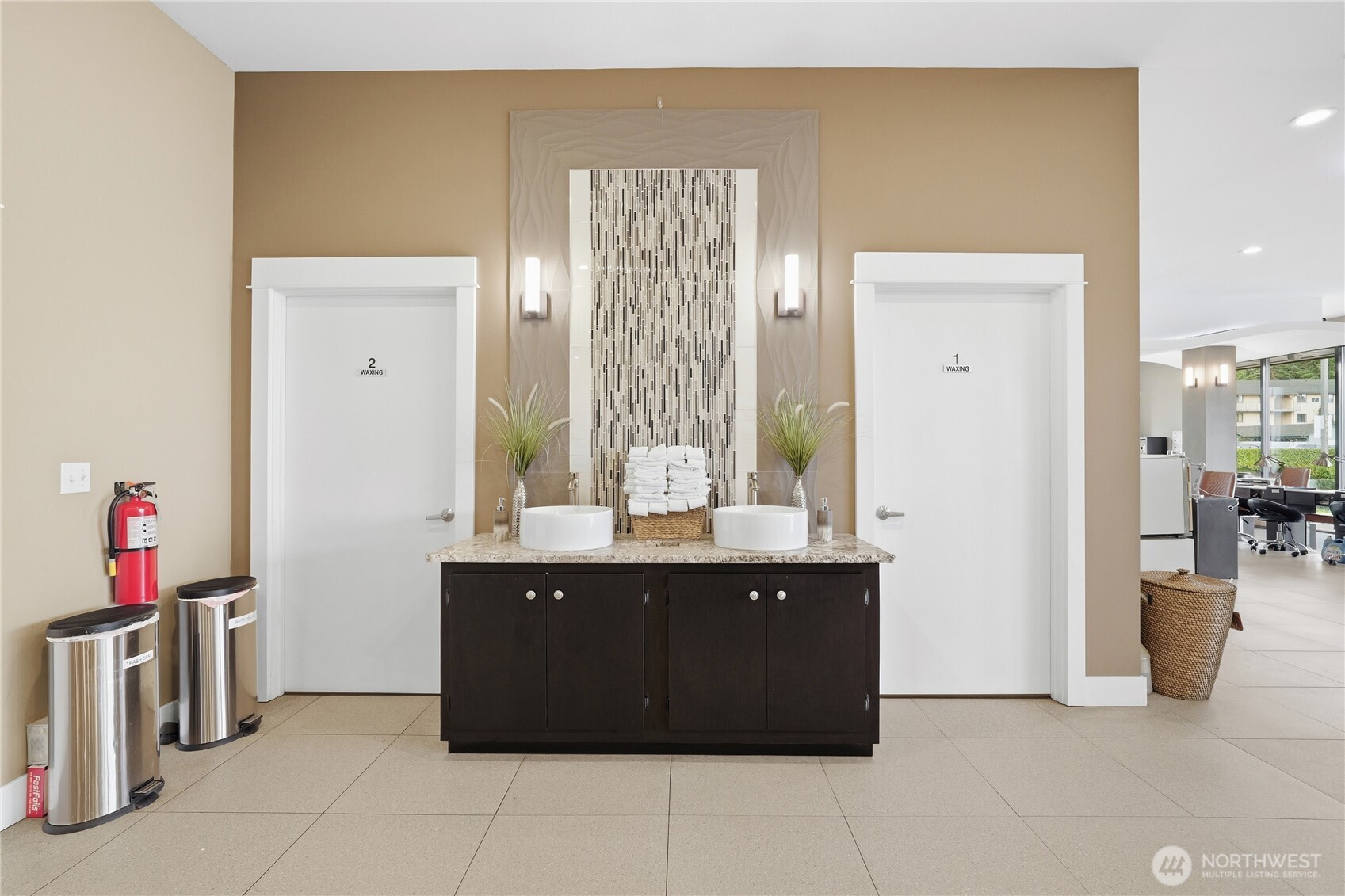 1 124th Avenue NE, Kirkland, WA 98034