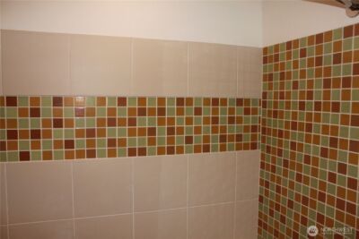 8001 Densmore Avenue N, Seattle, WA 98103 - Photo 21