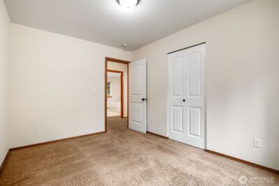 13739 Stone Avenue N, Seattle, WA 98133 - Photo 16
