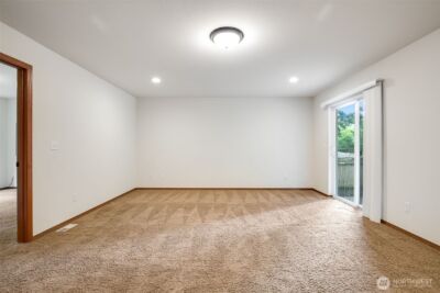 13739 Stone Avenue N, Seattle, WA 98133 - Photo 24