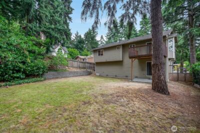 13739 Stone Avenue N, Seattle, WA 98133 - Photo 35