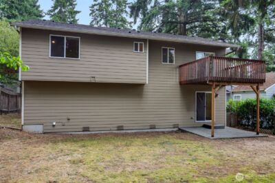 13739 Stone Avenue N, Seattle, WA 98133 - Photo 37