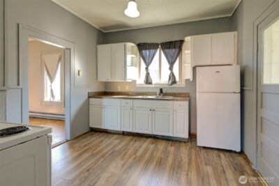 1017 W Marion , Aberdeen, WA 98520 - Photo 11