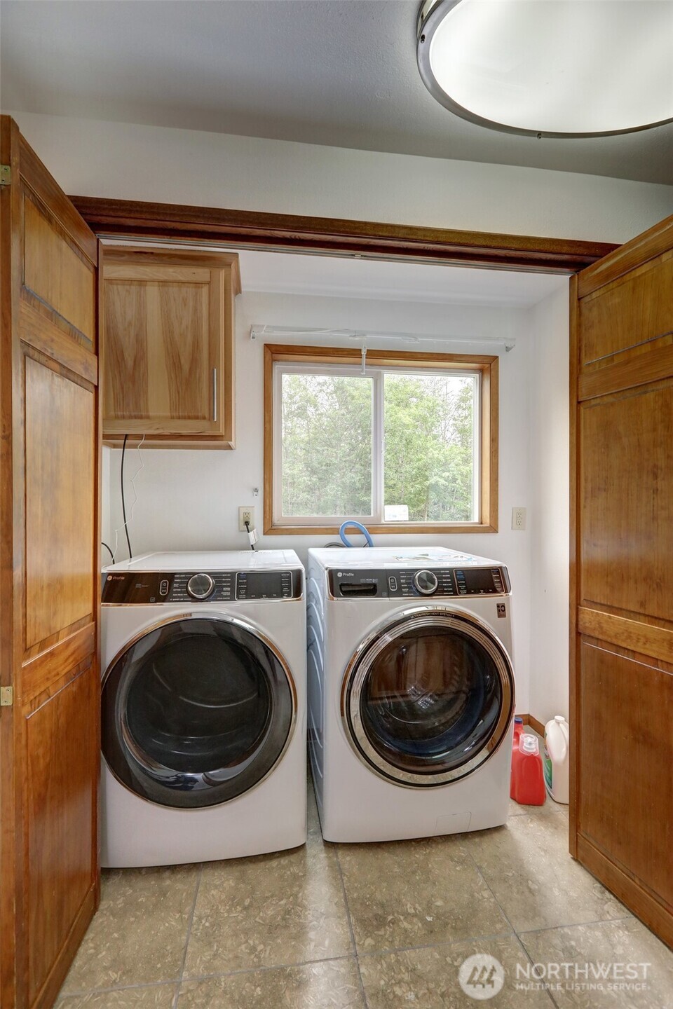 7820 NE 195th Street , Kenmore, WA 98028-5006