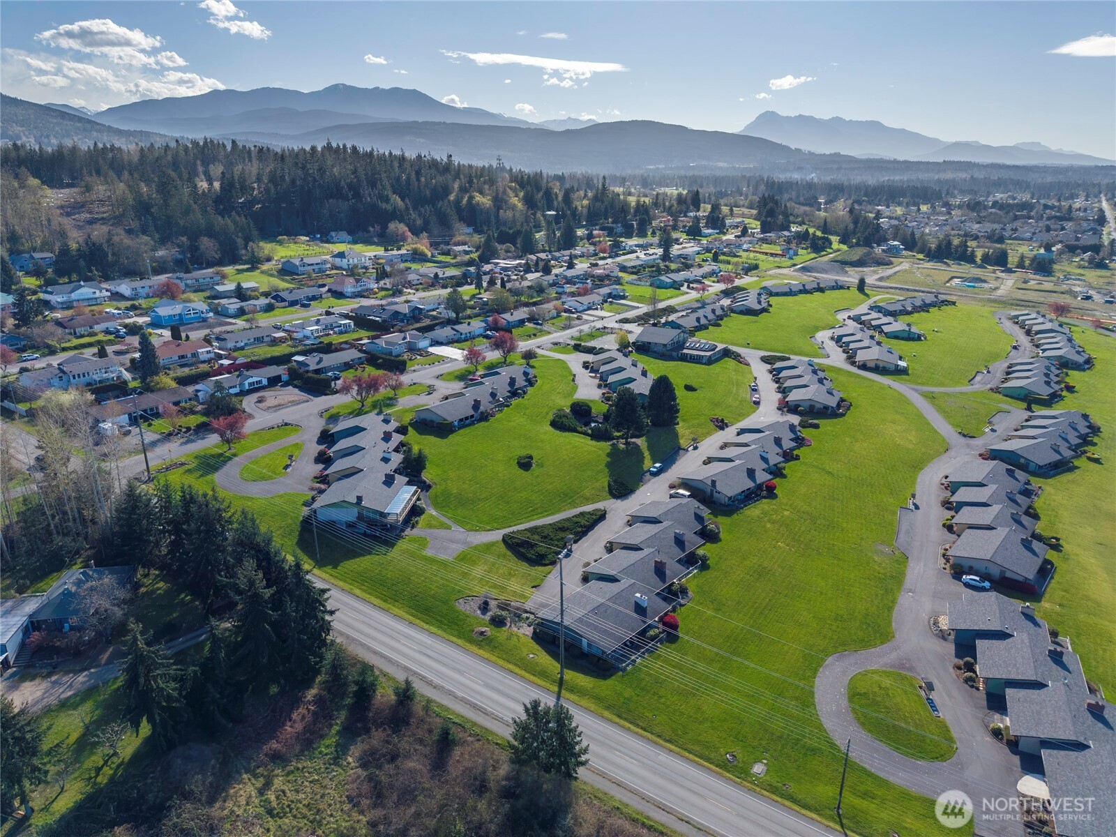 1301 S 3rd Avenue #4B, Sequim, WA 98382