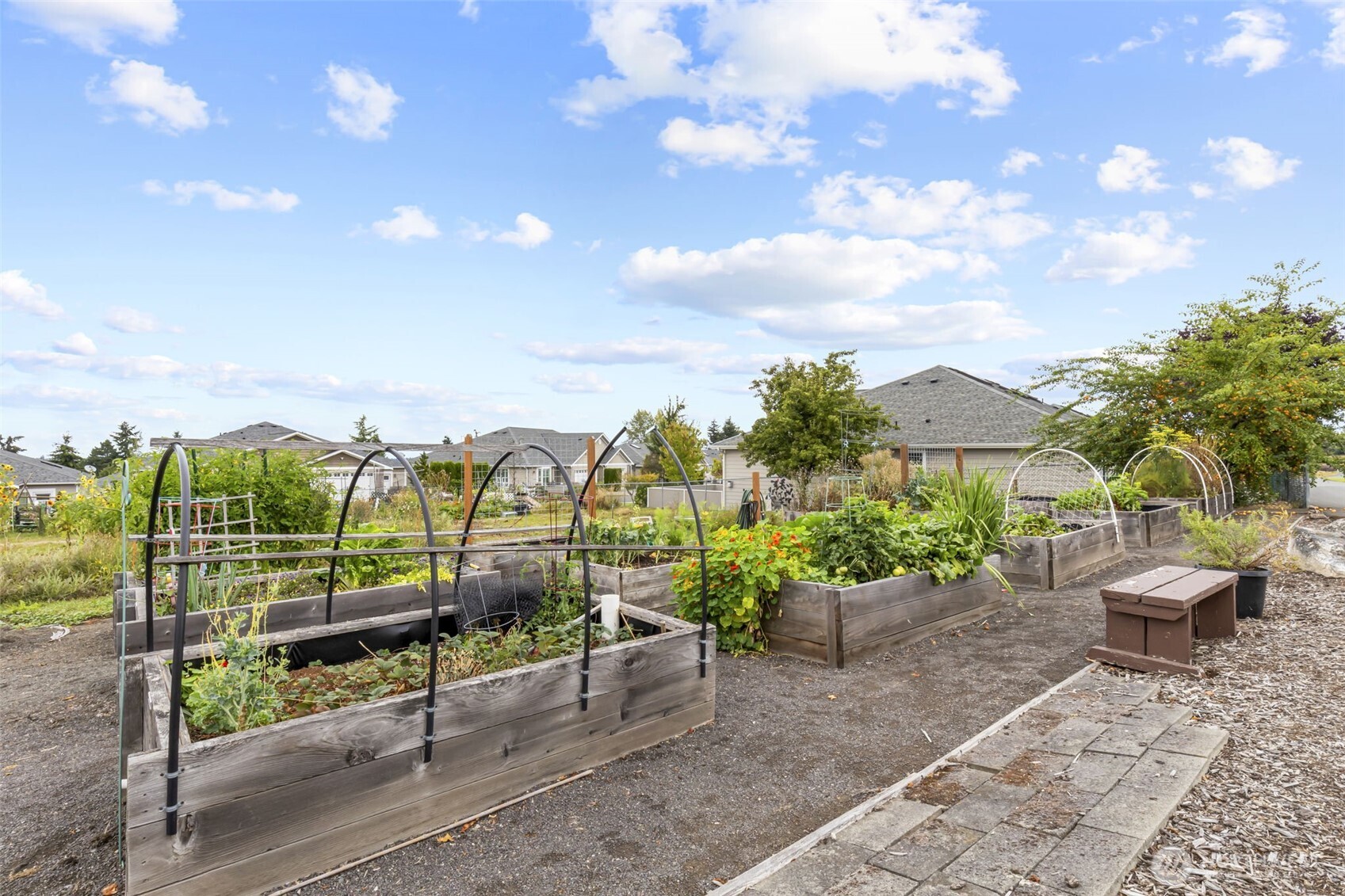 1301 S 3rd Avenue #4B, Sequim, WA 98382