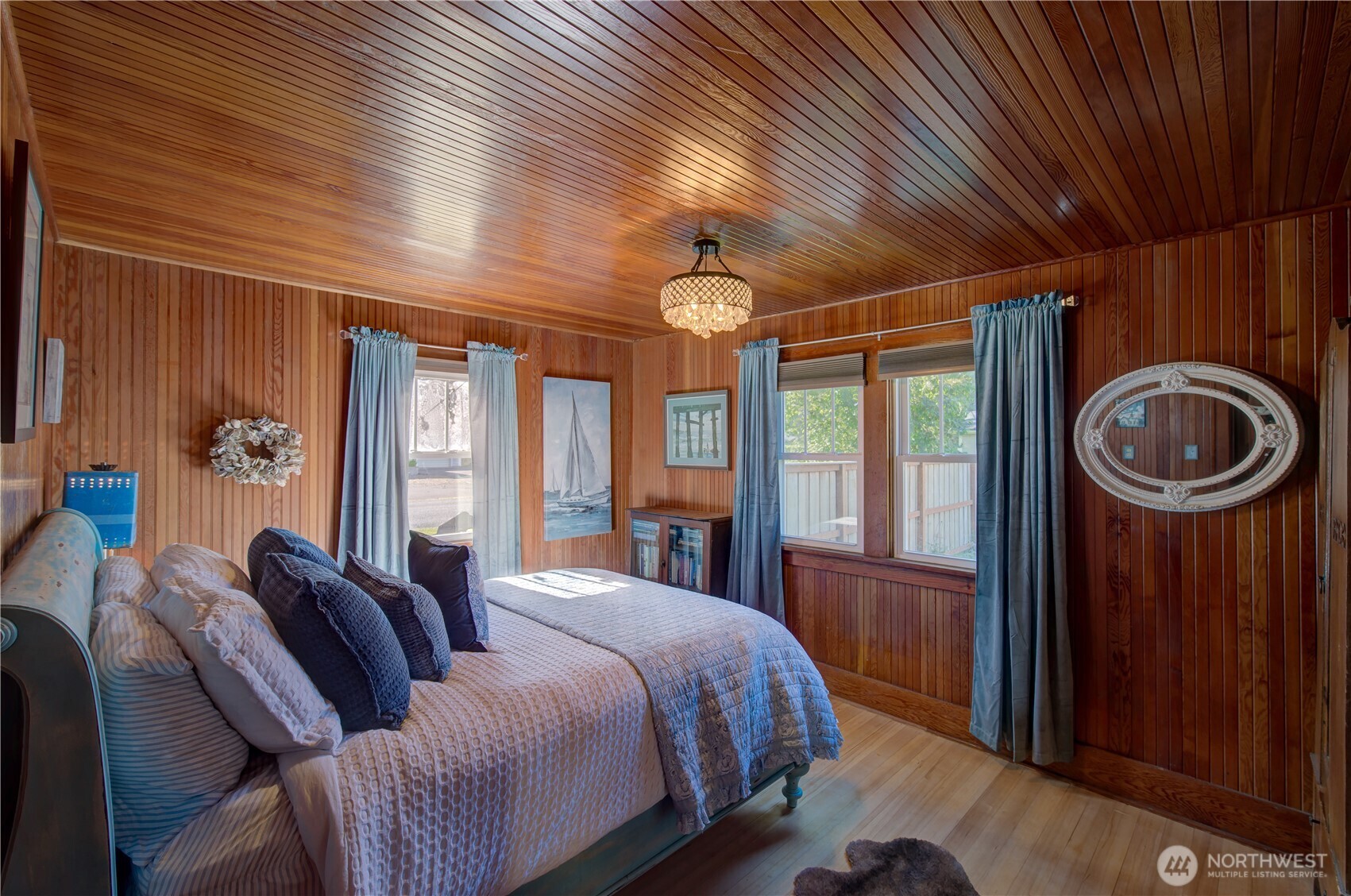 4202 L Place , Seaview, WA 98641