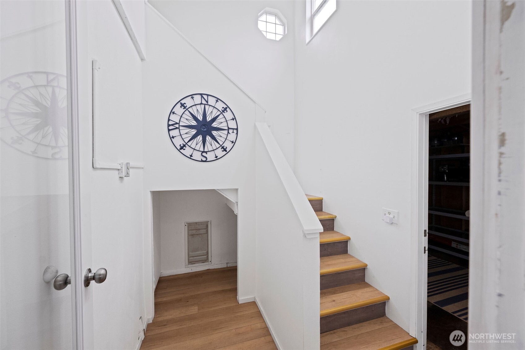 4202 L Place , Seaview, WA 98641