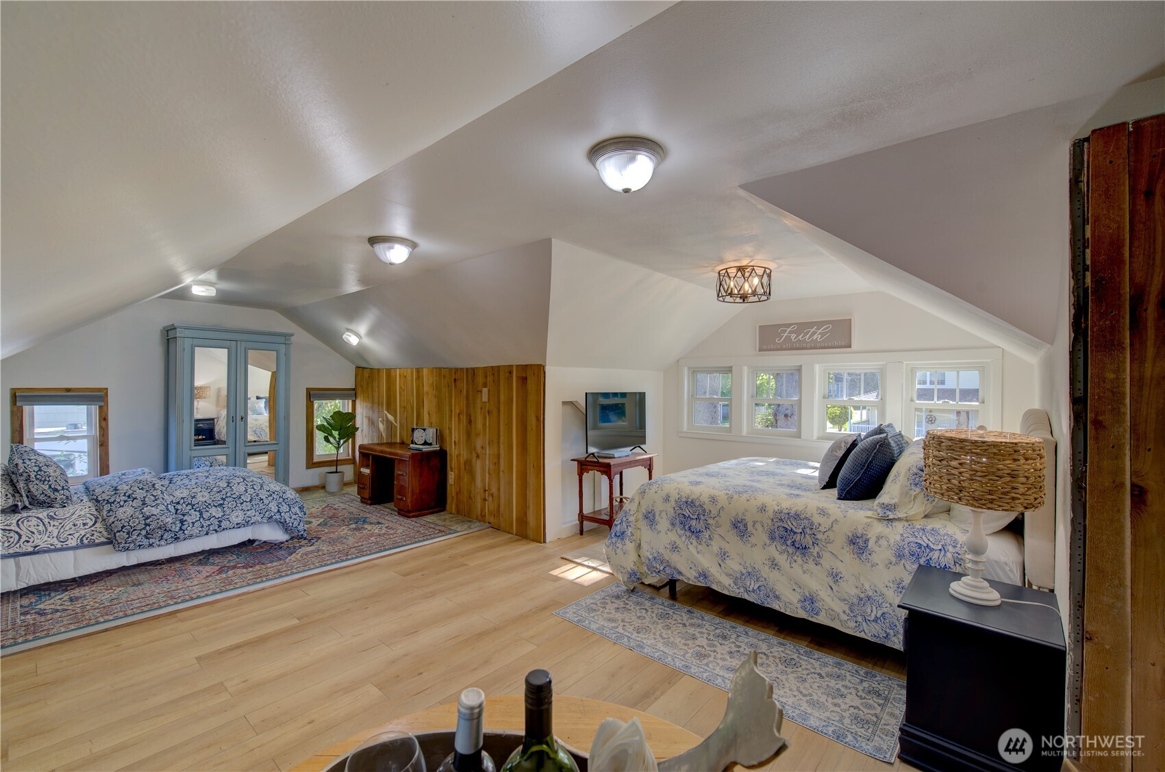 4202 L Place , Seaview, WA 98641