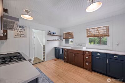 4202 L Place , Seaview, WA 98641 - Photo 6