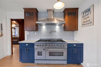 4202 L Place , Seaview, WA 98641 - Photo 7