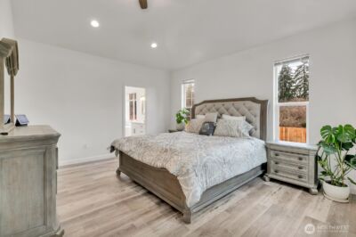 21317 Locust Way , Lynnwood, WA 98036-8651 - Photo 14
