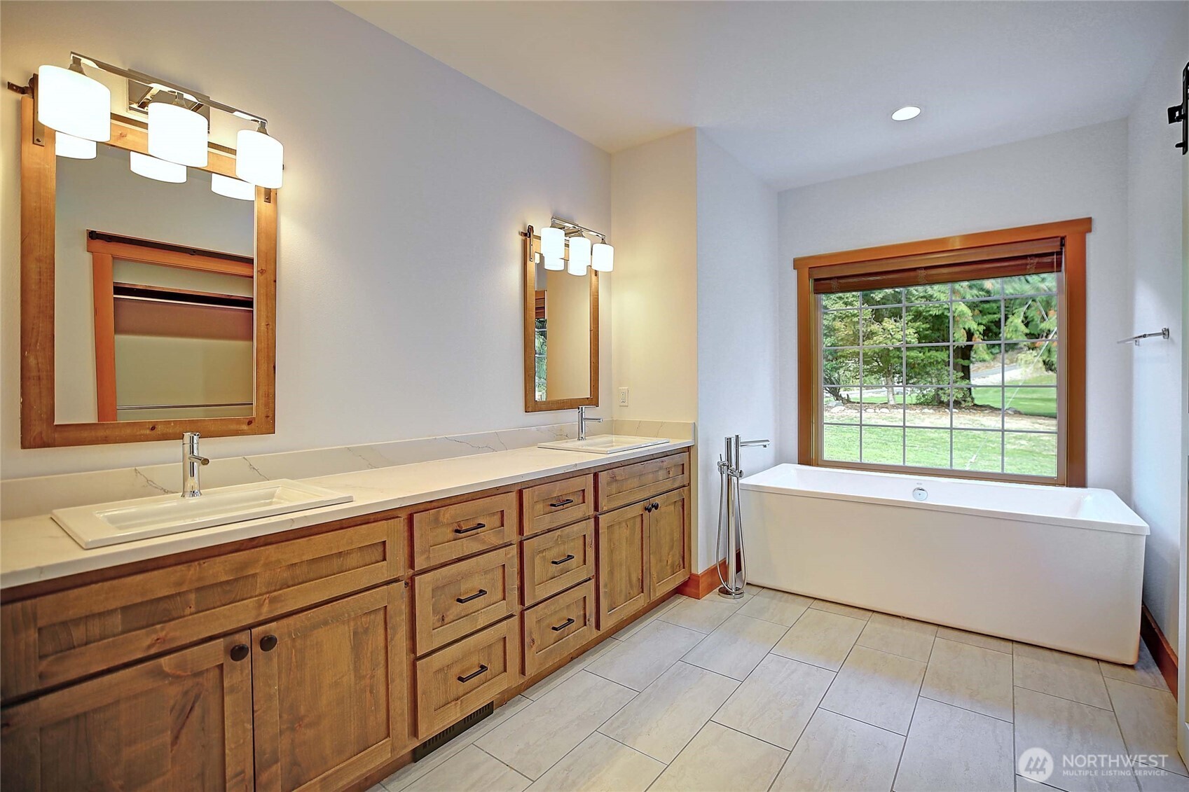 22414 Bulson Road , Mount Vernon, WA 98274
