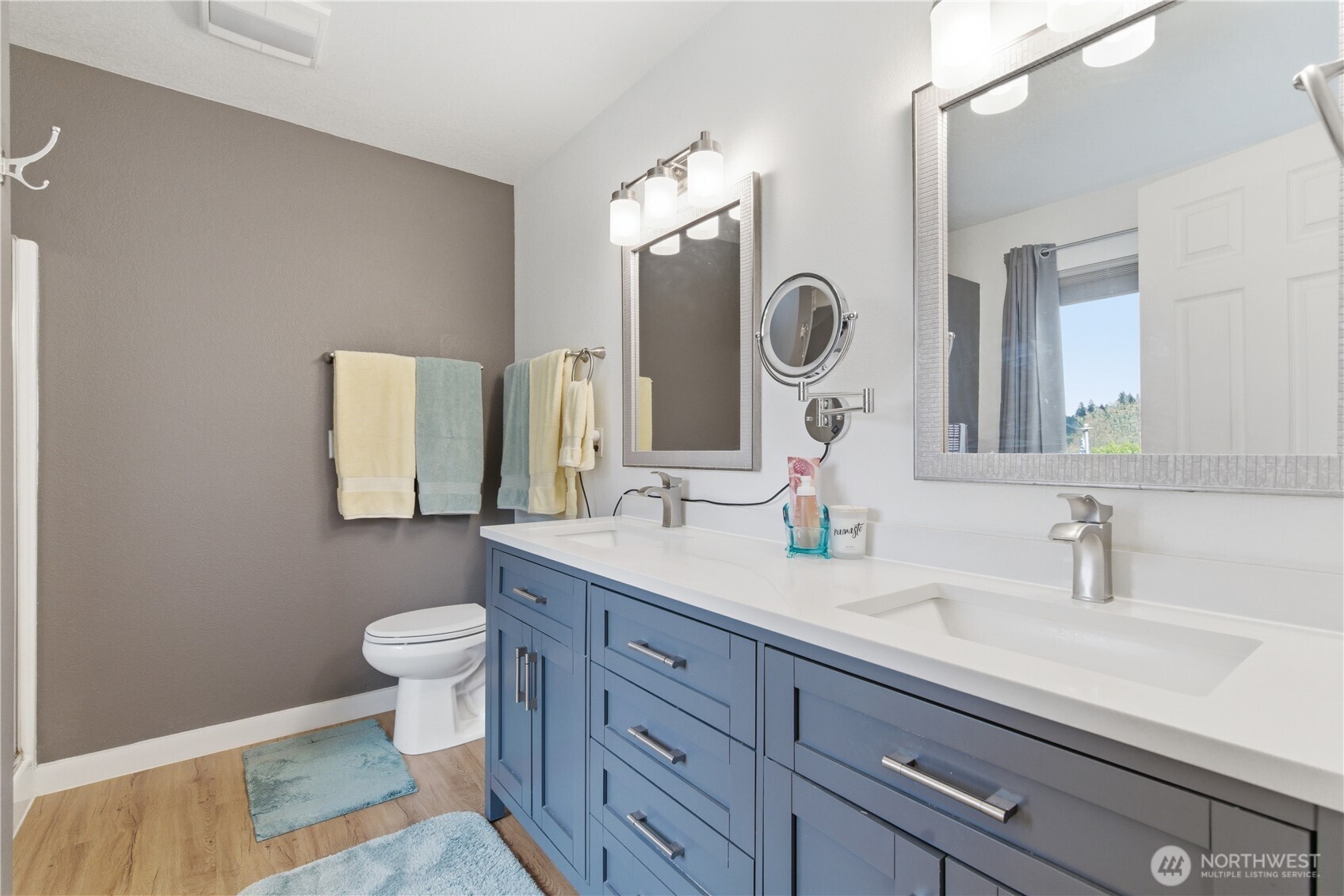 1706 NE Joanne Lane , Bremerton, WA 98311