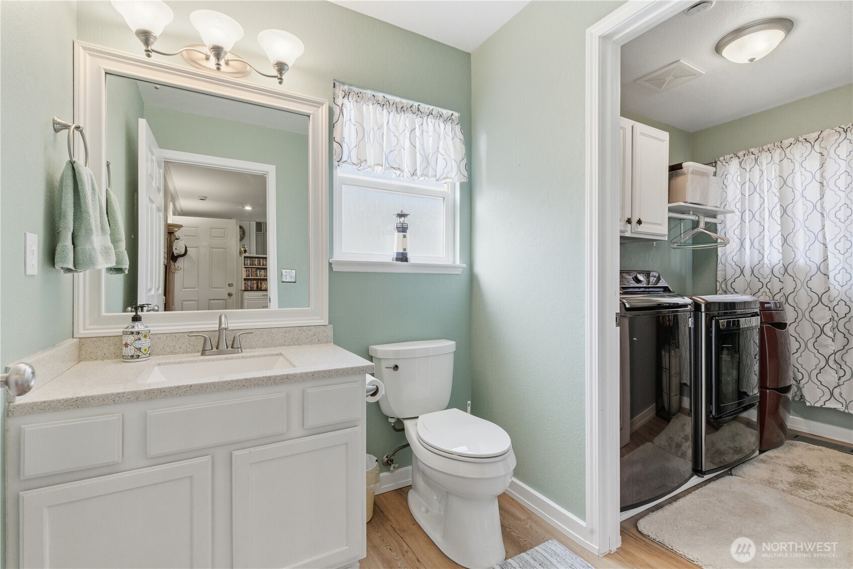 1706 NE Joanne Lane , Bremerton, WA 98311