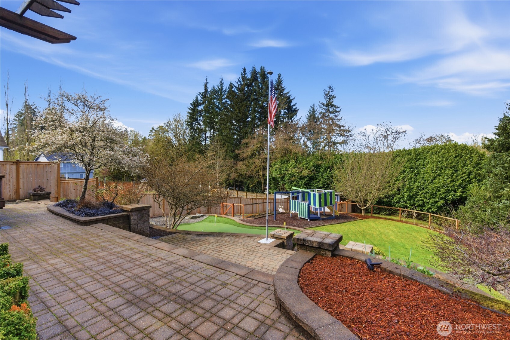 1706 NE Joanne Lane , Bremerton, WA 98311