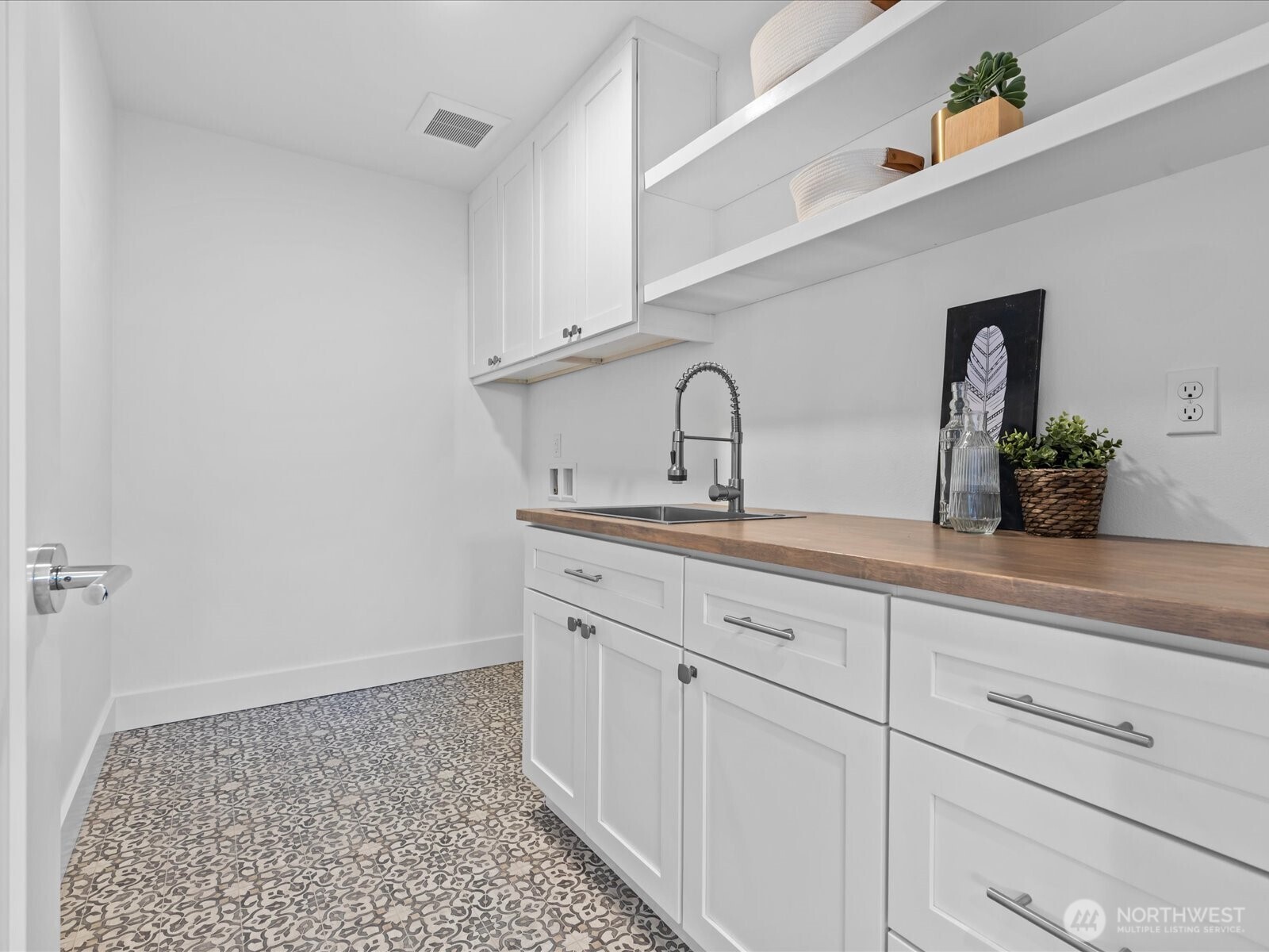 8023 197th Avenue E, Bonney Lake, WA 98391