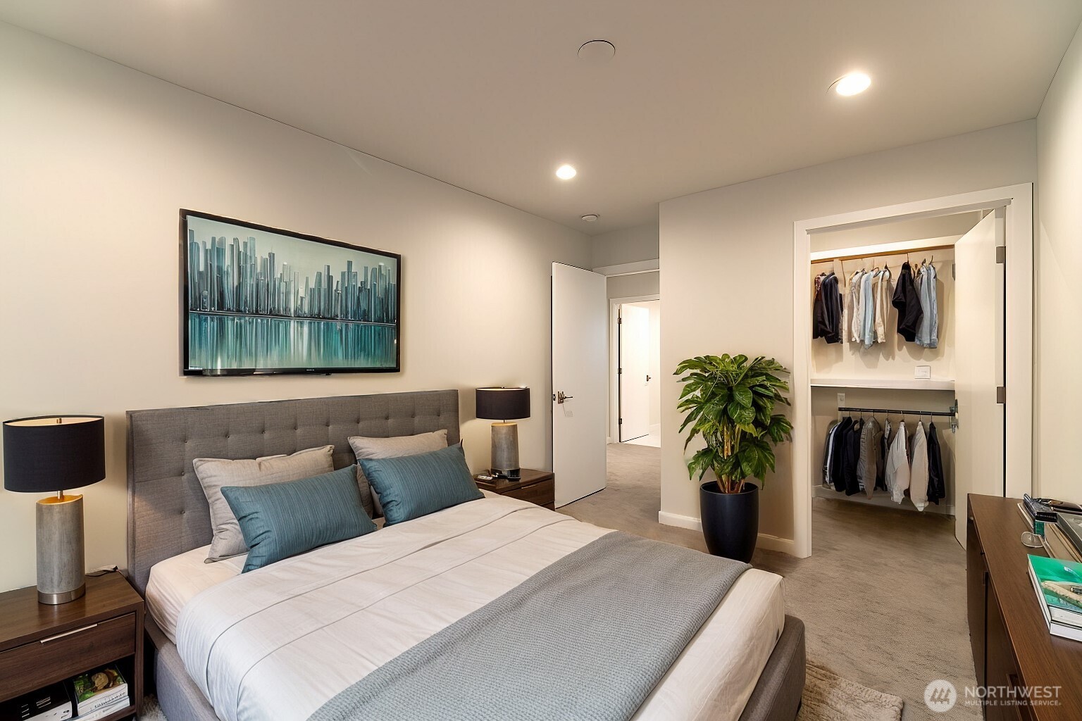 305 E Stanford Avenue , Ellensburg, WA 98926