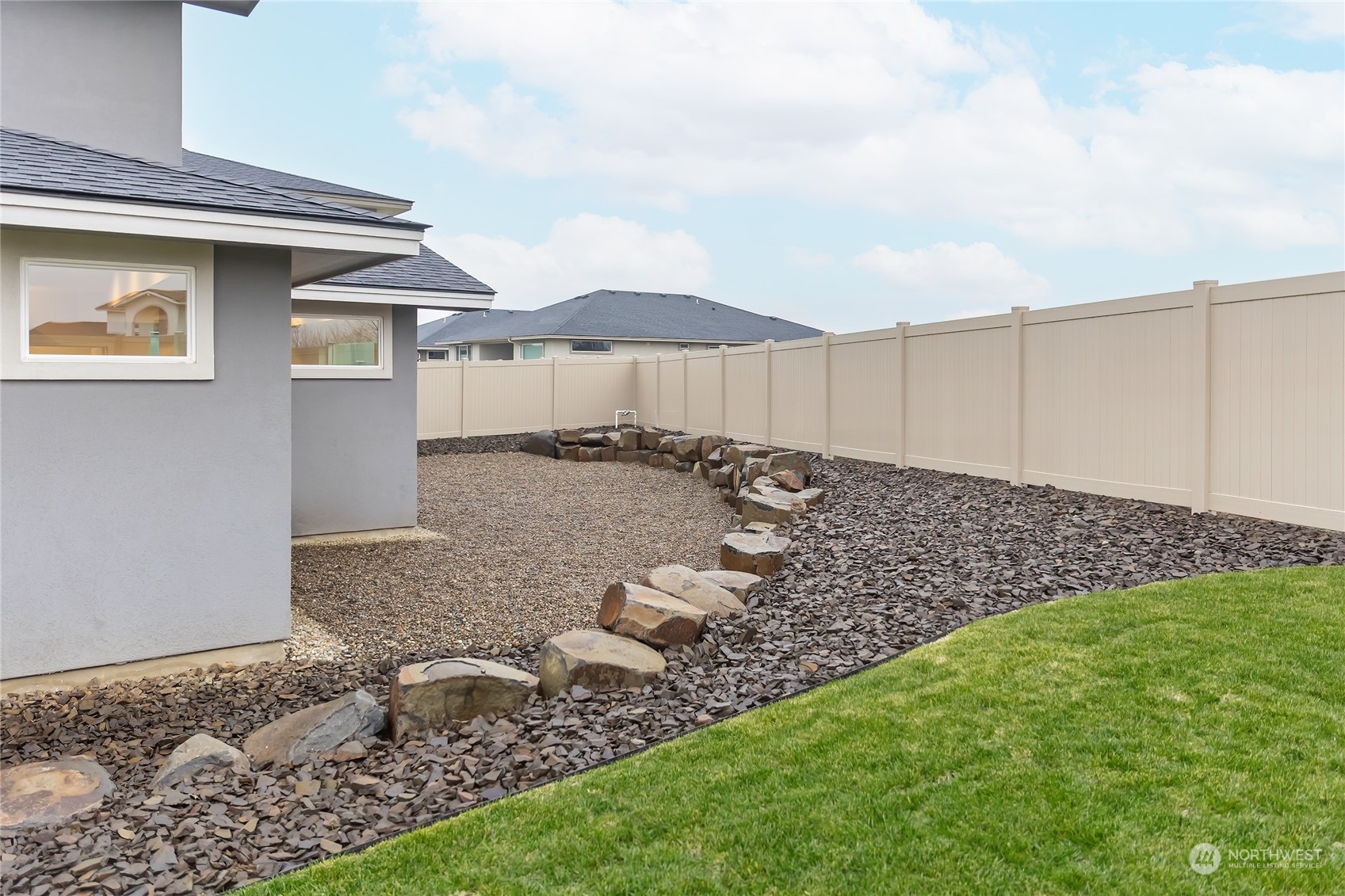 305 E Stanford Avenue , Ellensburg, WA 98926