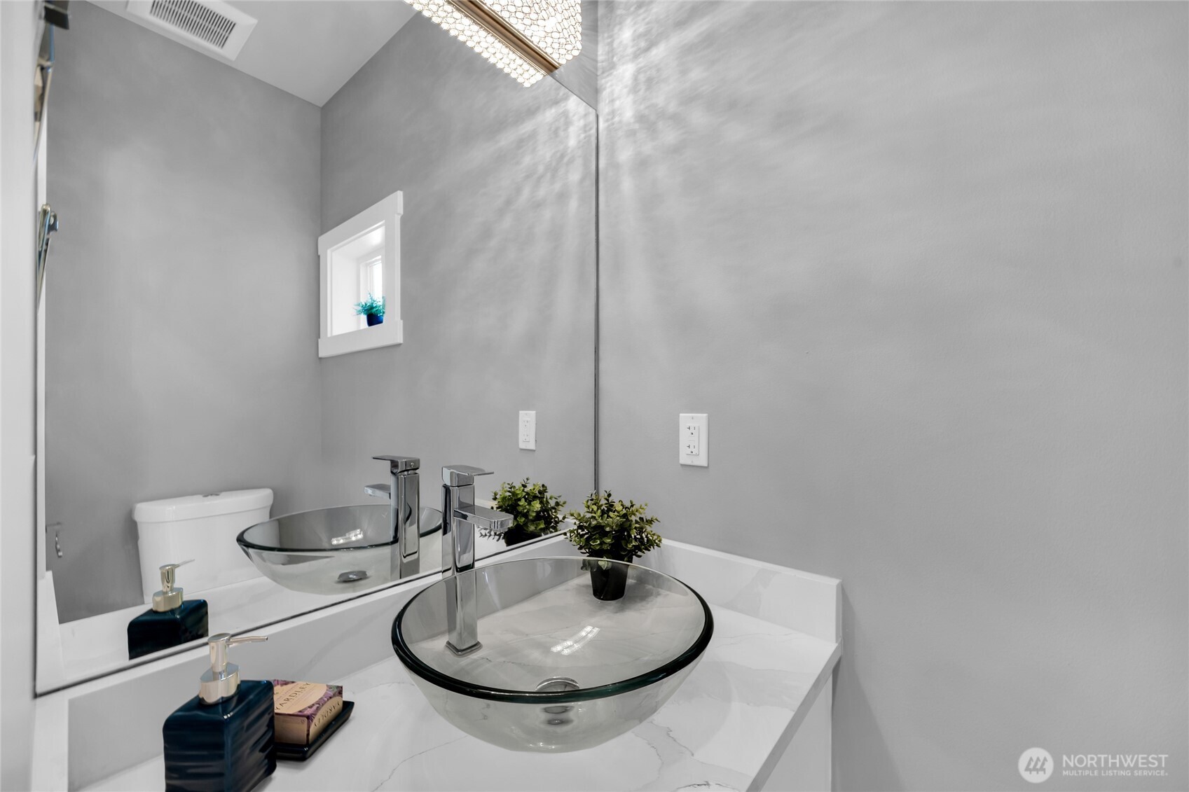 1315 Astor Street , Bellingham, WA 98225