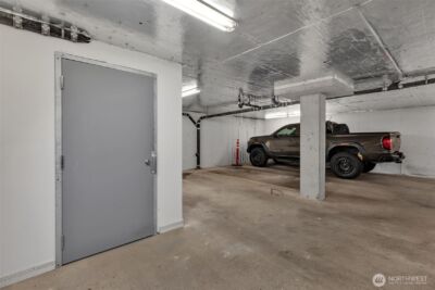 1231 5th Avenue N #101, Seattle, WA 98109 - Photo 24